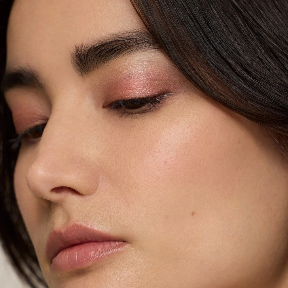 Into the Glow Cream Eyeshadow Stick